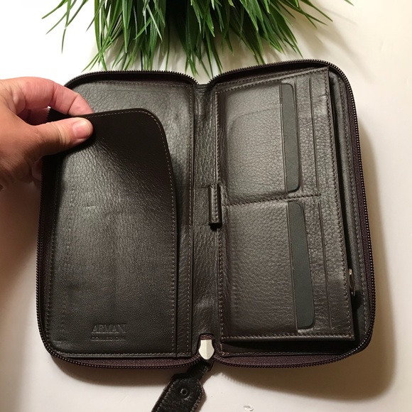 Armani Leather Wallet/Clutch NWOT! - Picture 3 of 8